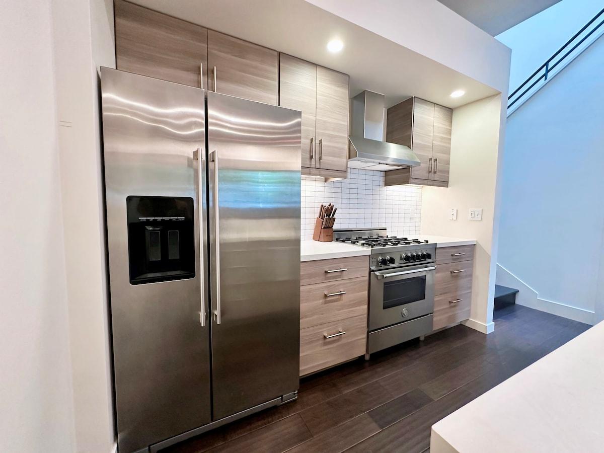 Gorgeous 2BR by Midtown-Near Bars and Restaurants5